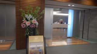 名物のビーフカレーを食べる