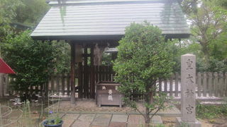 生國魂神社境内で、一番神々しく感じた所でした