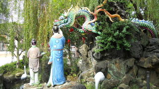 中華風の庭園