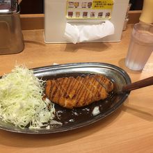 ロースカツカレーエコノミークラス