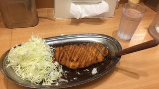 ロースカツカレーエコノミークラス！