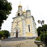 高台にある極東でロシア感溢れる聖堂