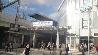 エレベータ―どこにあるのですか？