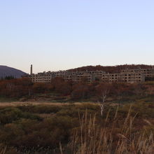 途中に見える松尾鉱山の街並みの廃墟