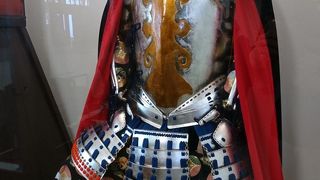 レプリカですが南蛮具足が見ごたえあり