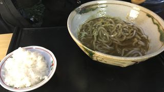 鴨のつけソバを食べ