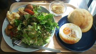 明るくて気持ち良い店内