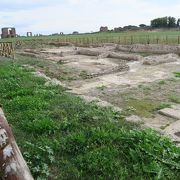 広大な敷地に点在する古代ローマ遺跡！