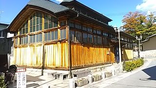 (鯖湖湯)デザインがよく、昔からあるような赴きがあります。