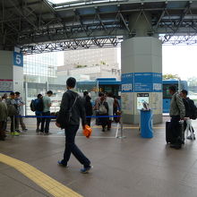 東口ターミナル