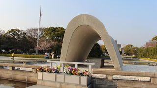 平和へのモニュメント