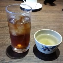烏龍茶と昆布茶