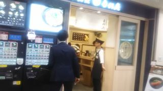 かき揚げ卵がとても美味しいです。