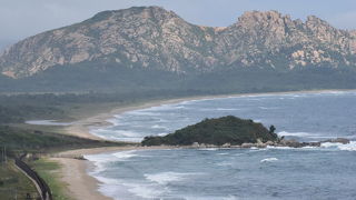 シャトルバスは無くなったのでレンタカーかタクシー