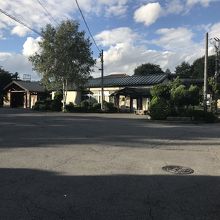 ①駅からの道のり