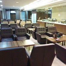 サガンビスタラウンジの中