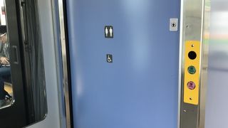 今時の電車のトイレは凄い