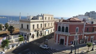 サレント半島ではそれなりのカジュアルブランドを買える