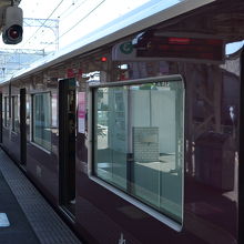 梅田行きの特急列車