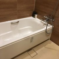 広くゆったりとしたバスルーム