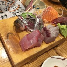 刺身盛合せ