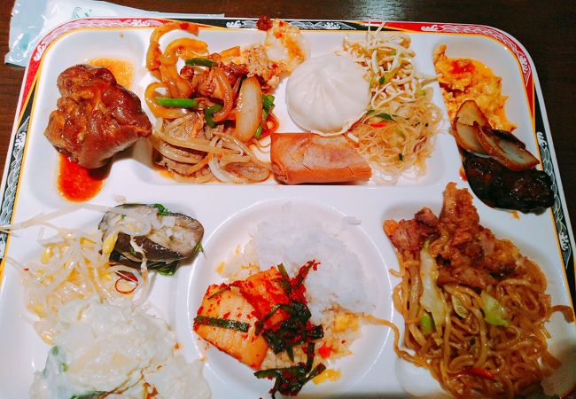 30種類の台湾料理食べ放題ランチ