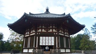 堂内を公開していました。