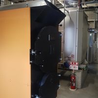 温泉加温用の薪ボイラ