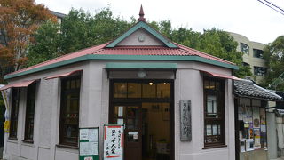 洋風の愛らしい建物