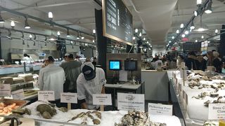 チェルシーマーケット無いにある気軽なオイスターバー