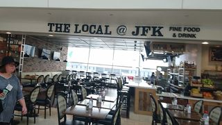 ザ ローカル アット ジェイエフケイ