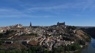 展望台へホップ オン ホップ オフ バスが便利