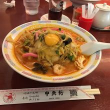 辣ちゃんぽん、生卵はいらないかな