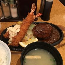ハンバーグエビフライセットを頂きました