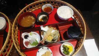 買い物後のランチ