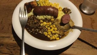 有名なカレーの店