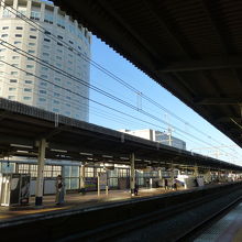 東京駅方面へのホームです