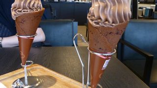 駐機した飛行機もよく見えます