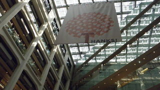 とても広いショッピングモールです。