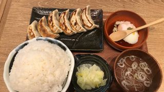 餃子のランチがある