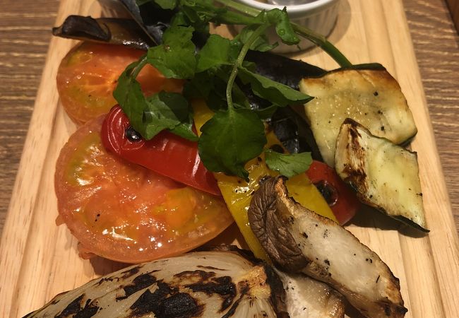 カジュアルで入りやすい店