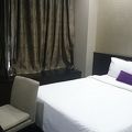 立地からシンガポールでは安く泊まれるホテルです。