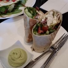 ラップ野菜サンド