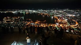 風がない夜をねらって