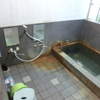 浴室2.こちらも源泉かけ流しです。