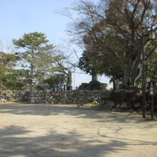 石垣だけが残ります