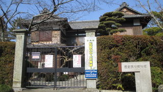 松坂城跡にあります