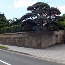 今和泉島津家本邸跡の石垣