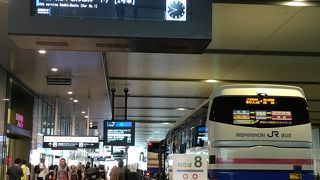 大阪駅JR高速バスターミナル
