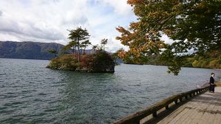 １０月中旬では紅葉は早すぎるようです